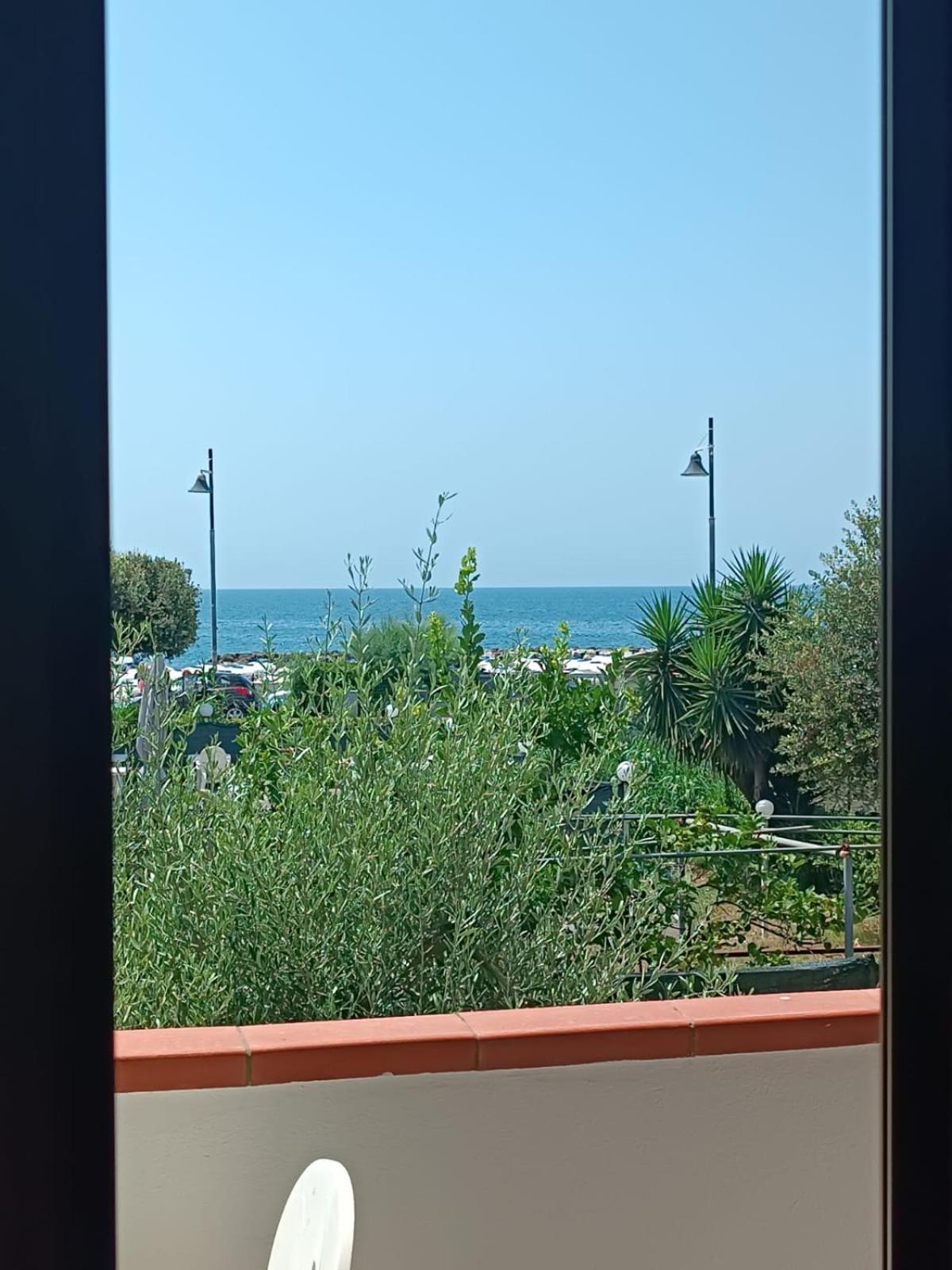 Profumo Di Mare Formia Exterior foto
